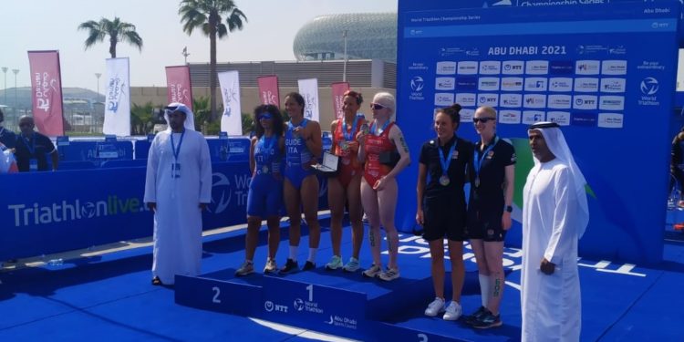 Susana R. Gacio pone la guinda a su año mágico con el título mundial de paratriatlón