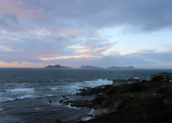 Frente cálido y alerta naranja activa en Galicia