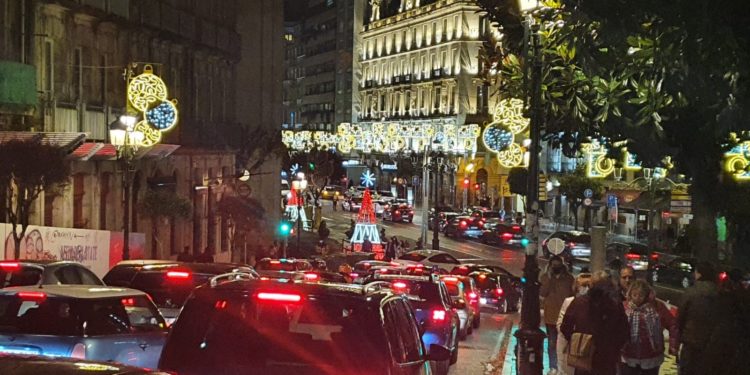 La Xunta pide «sentidiño» en el puente ante la preocupación por la pandemia