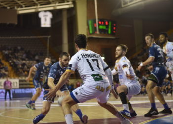 Histórico Cangas en León dos décadas después