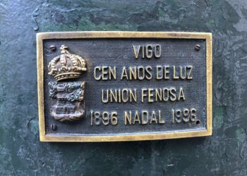 Cien años de luz