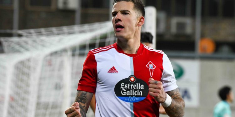 Santi Mina salva al Celta de la agonía en Andorra