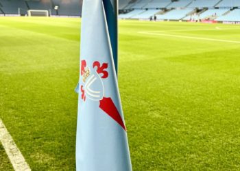 Banderín de córner del Celta en el estadio de Balaídos