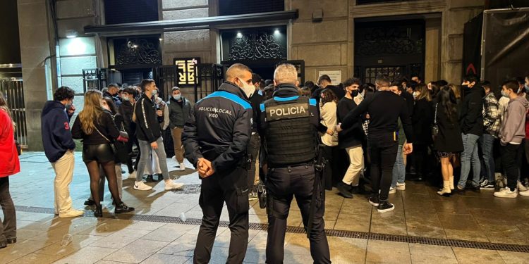 Vigo celebra la Nochevieja dos días antes: así fue la última fiesta de 2021