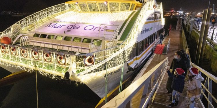 Horarios especiales para el barco entre Cangas y Vigo con motivo de la Navidad