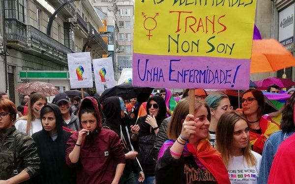 El colectivo Avante LGTB+ denuncia una agresión tránsfoba en un bar de Vigo