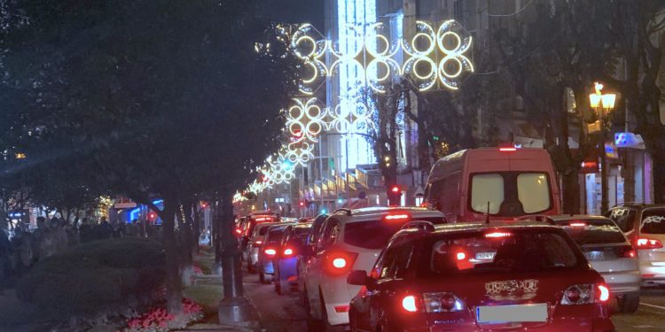 Tráfico navideño en la ciudad de Vigo