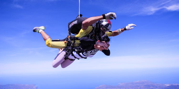 Adrenalina: beneficiosa y estimulante hasta que se convierte en una adicción