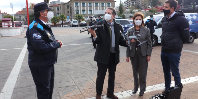 Vigo se sube al dron: 16 policías se formarán para vigilar el tráfico y la seguridad