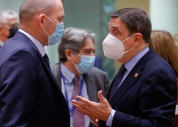 España logra un aumento de la cuota de jurel y rechaza el recorte de merluza propuesta por la UE