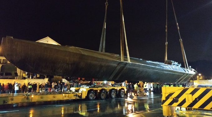 El vigués que patroneó el narcosubmarino hundido en Aldán se sienta en el banquillo de los acusados