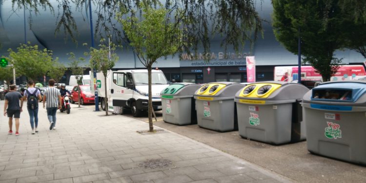 Vigo instalará 2.000 contenedores marrones y 850 más para ropa y aceite doméstico