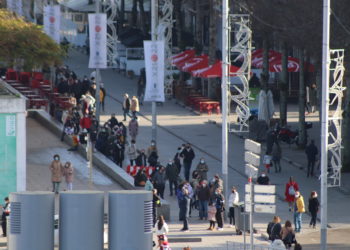 Nuevos puntos para pasar test de antígenos gratis en Vigo: las estaciones de tren y Peinador