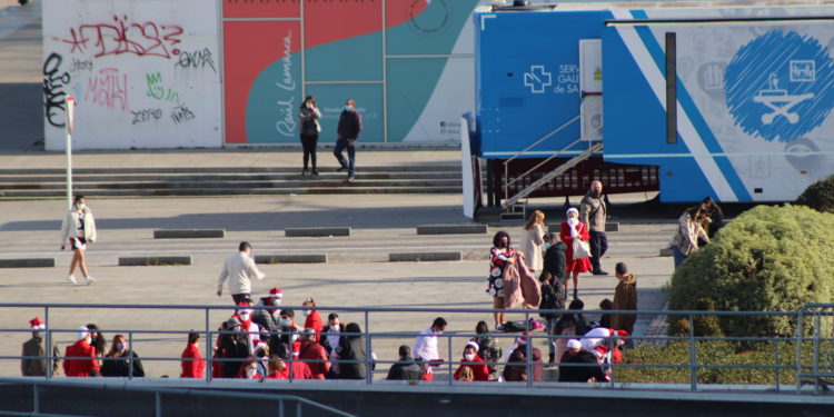 El área sanitaria de Vigo supera los 1.000 casos por 100.000 habitantes tras otro récord de contagios