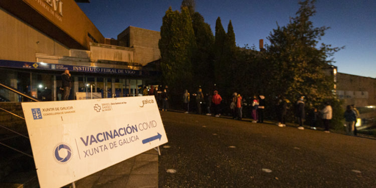 Galicia vacunó a 12.741 niños de 10 y 11 años el miércoles: acudió el 87,8%