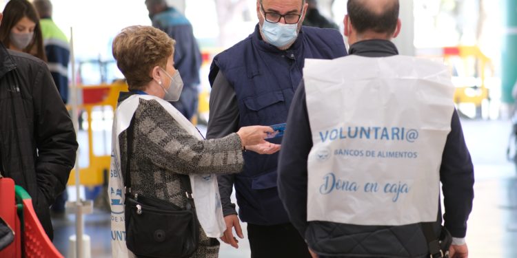 El Banco de Alimentos de Vigo recauda la mitad de comida que hace un año en la Gran Recogida