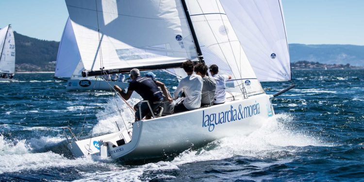 Araújo arrasa en la última jornada para llevarse el circuito de J70