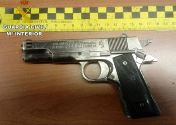 Tres detenidos por varios atracos a punta de pistola en Ponteareas y Redondela