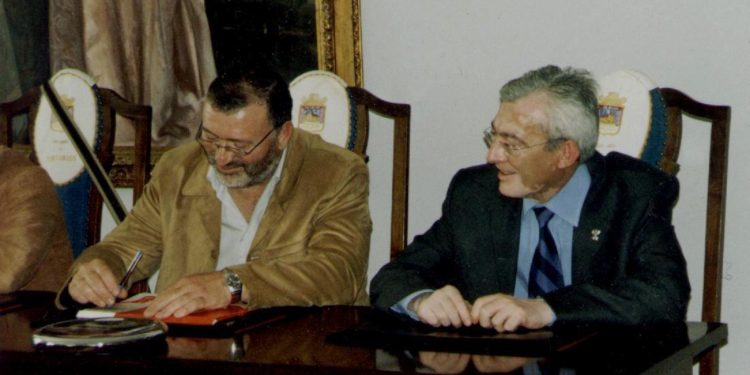 La víctima del crimen de Areal fue candidato del PSOE en As Neves, profesor y sindicalista de UGT