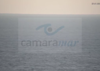 El terremoto que hizo temblar Galicia, grabado desde una cámara en la costa