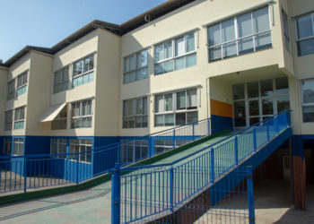 Los colegios del área de Vigo tienen 2.645 positivos por covid y 24 aulas cerradas