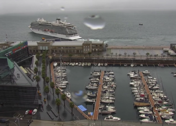 Vigo inaugura la temporada de cruceros con el reto de llegar a las 90 escalas en 2022