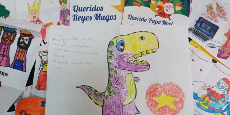 Las mejores cartas de los niños vigueses a los Reyes: un dinosaurio, abrazar y el final del coronavirus