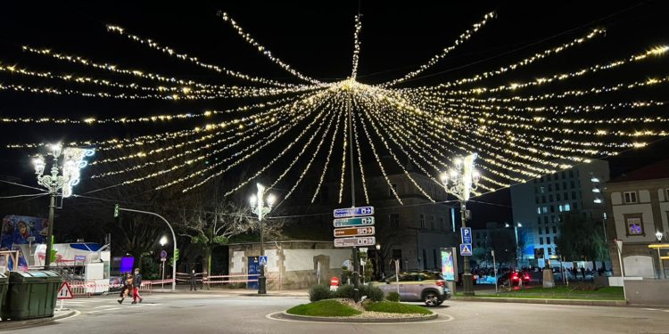 El área sanitaria de Vigo inicia 2022 con otros 1.283 contagios y 9 hospitalizados más