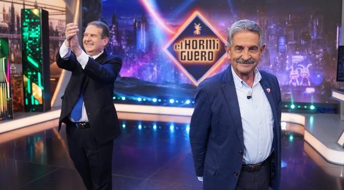 El duelo «popular» de Caballero y Revilla protagoniza «El Hormiguero»:  «¿75 años? Pero si no tiene una arruga»