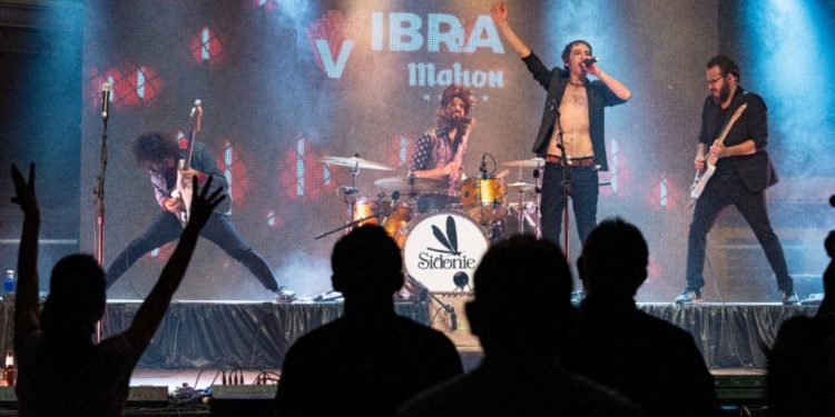 Directos Vibra Mahou regresa a Vigo con los conciertos de Siloé, Sienna y Marwán