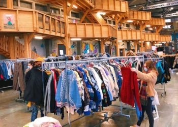 Venta de ropa única al kilo en Vigo, todo sobre el mercado más grande y original que causa furor en Europa