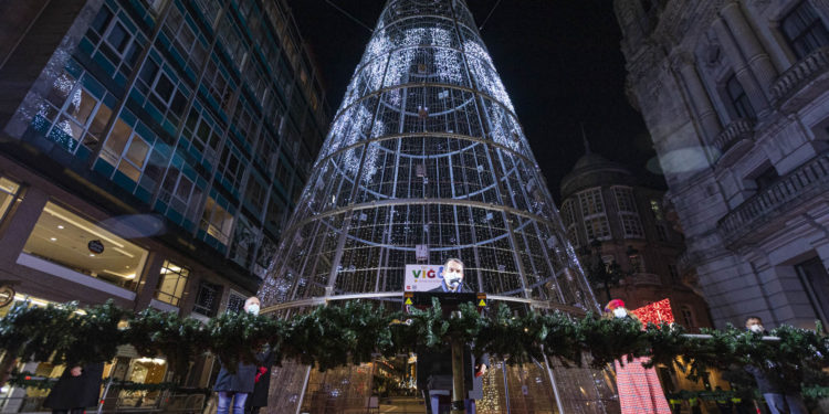 El apagado de la Navidad de Vigo fija su hora pero queda expectante ante la normativa sanitaria