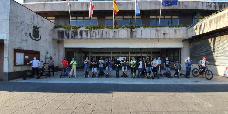 Nace la primera asociación de usuarios de VMP en Vigo: “Queremos que nos escuchen y nos dejen participar”