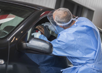 Nuevo repunte de ingresos y fuerte caída de aislados por Covid-19 en el área sanitaria de Vigo