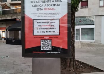 Polémica  en Vigo por la colocación de anuncios antiabortistas, que serán retirados