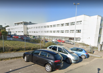 Detectado un brote con 80 casos de Covid-19 en la residencia DomusVi Bembrive de Vigo
