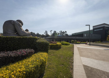 Los hospitales de Vigo se resisten al repunte de ingresos por Covid-19 y la transmisión sigue bajando