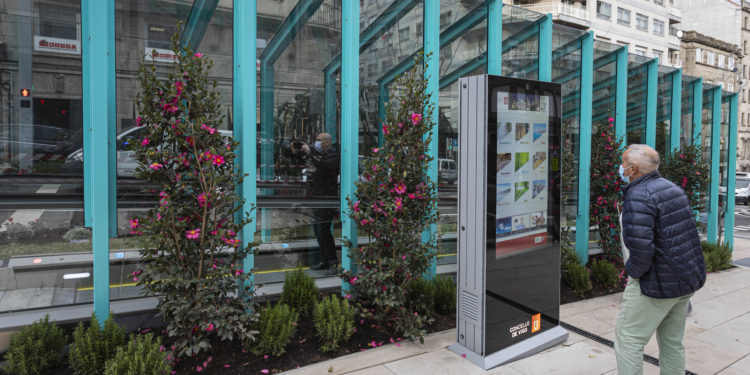 El área sanitaria de Vigo atisba el pico de la ola pero todavía no lo alcanza