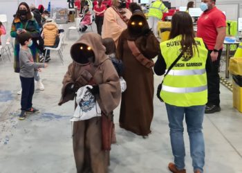 La incidencia a 7 días baja en el área sanitaria de Vigo pese a rozarse los 900 positivos