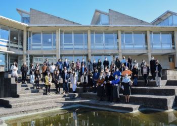 El rector defiende una UVigo gallega, internacionalizada e igualitaria