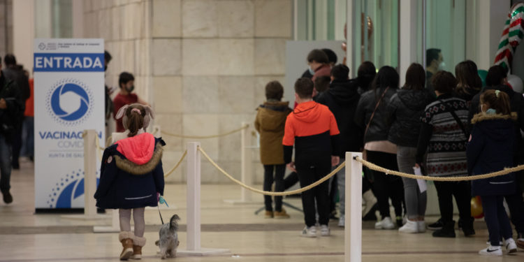 Galicia ya ha vacunado al 54 % de niños entre 5 y 11 años con una dosis