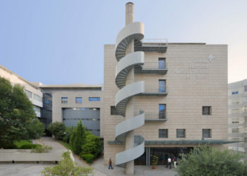 Vigo vuelve a reducir su ocupación hospitalaria pese a un nuevo récord de contagios de Covid-19