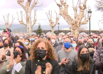 Multitudinaria protesta en Marín: «No son animales, queremos los cuerpos»
