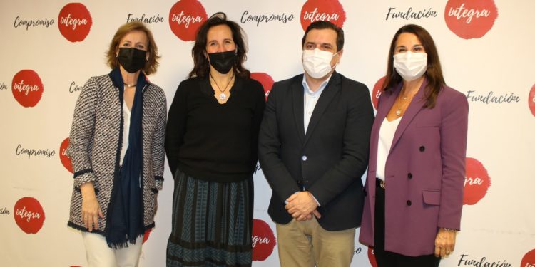 Vithas contratará a personas en situación vulnerable con la ayuda de Fundación Integra