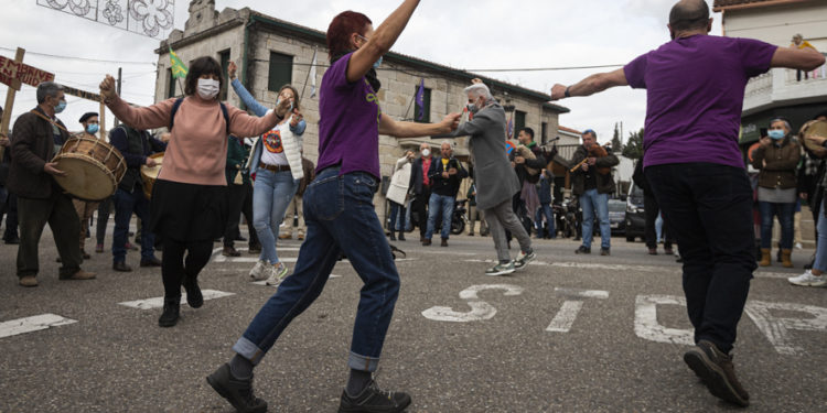 Música, misa, protestas y rosquillas en San Blas… los furanchos de Bembrive tendrán que esperar