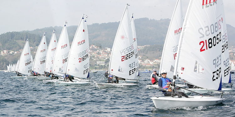 Dos vigueses, en el podio provisional de la Copa de España de ILCA 6
