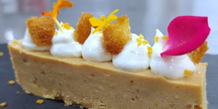 Turrón de foie con yogurt colado