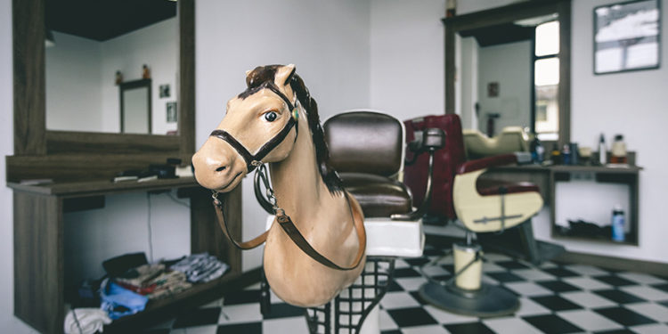Barbería Carral: las intrigas y secretos de la peluquería más antigua de Vigo