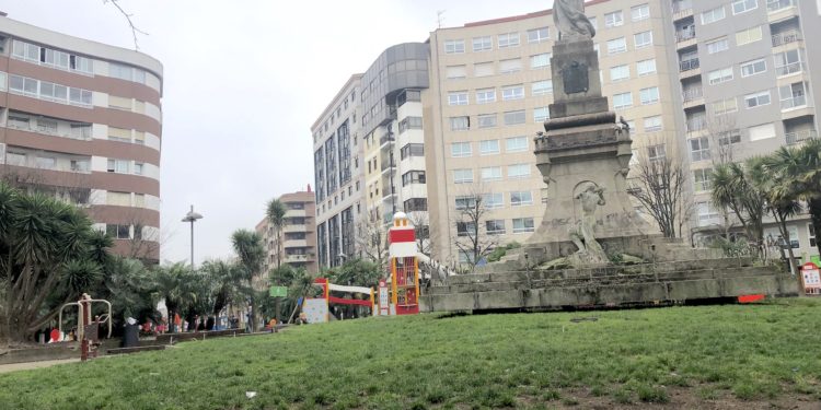El abandono de la Praza da Independencia
