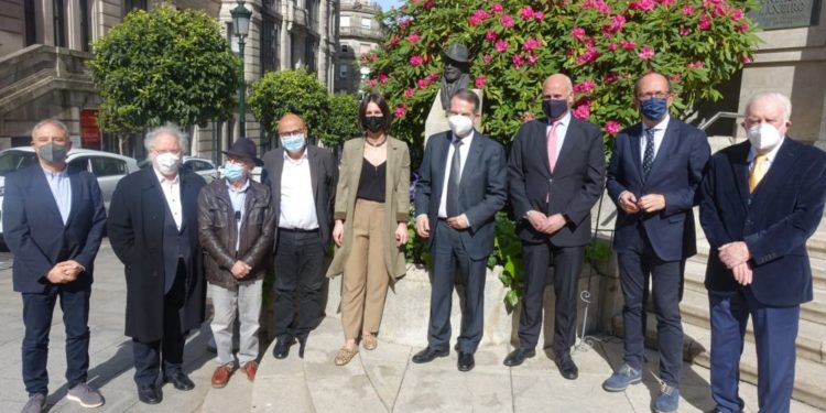 A Fundación Laxeiro galardoou a Rodrigo Romaní e ao grupo “Atlántica”